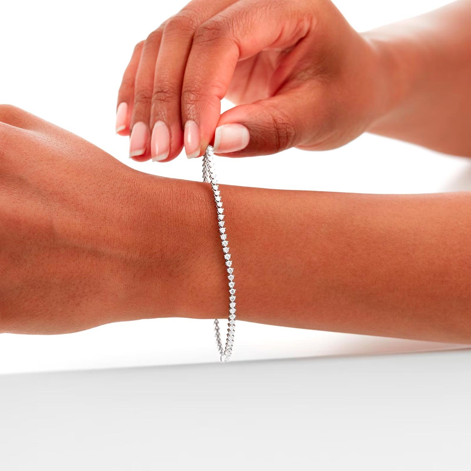 18ct White Gold 2cttw Line Bracelet — изображение 2